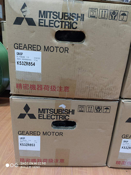 到货三菱减速机型号：GM-SP 0.75KW 1:5 400...