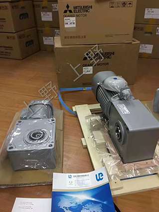 日本原装进口三菱减速机型号：GM-SHYPF-RR 2.2k...