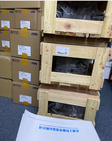 日本原装进口日精减速机KOMPASS系列型号KNC-402