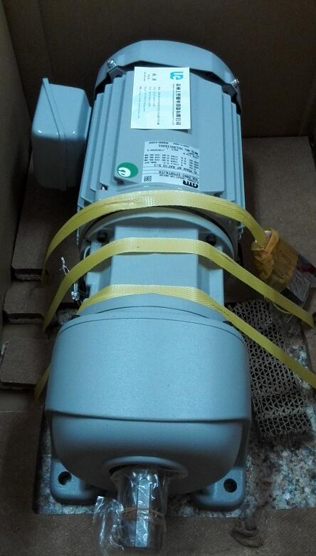 日精减速机带离合器的型号G3F18N15-EM02TNJTN...