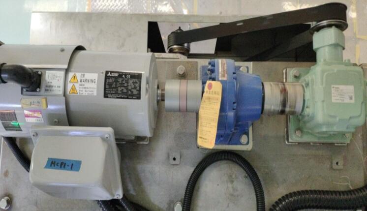 日本三菱电机 变频调速电机型号：SF-V5RU7KB