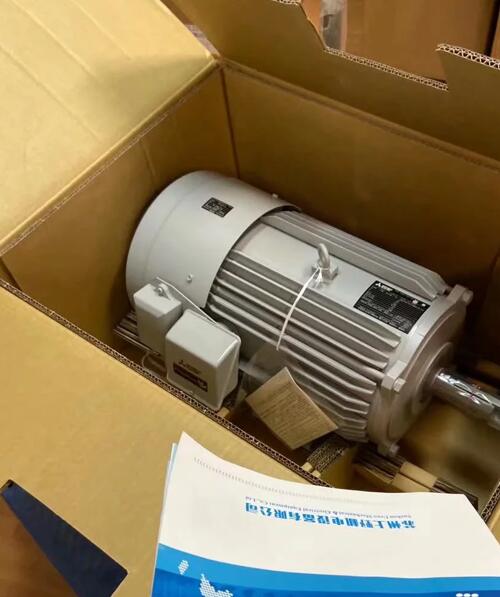 日本三菱电机 三相异步电动机 型号：SF-PR-CN-30K...