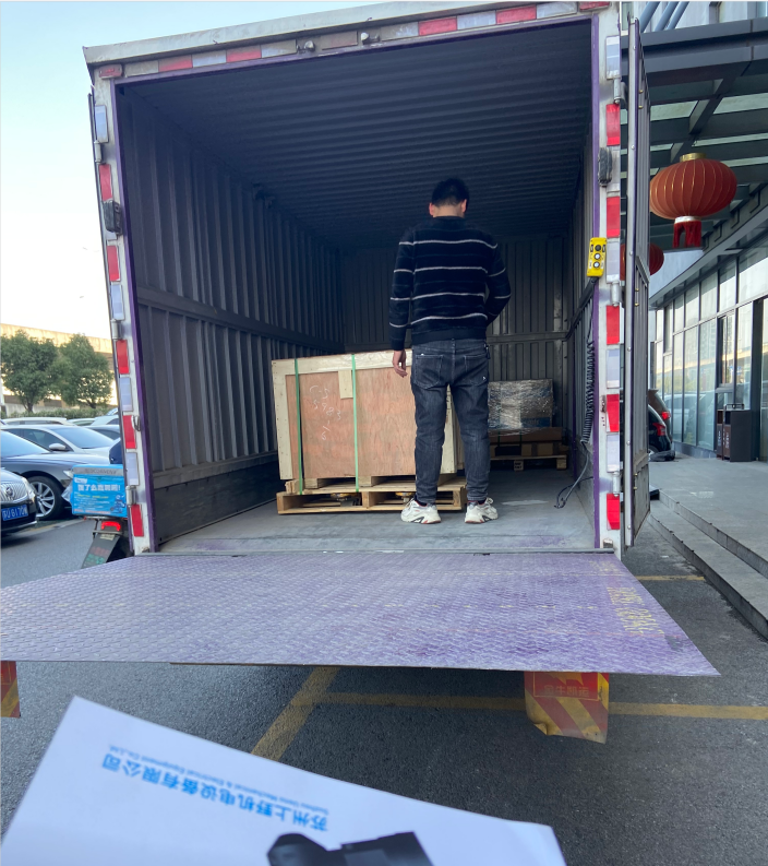 三菱矢量电机型号：SF-V5RUH55KT  2.png